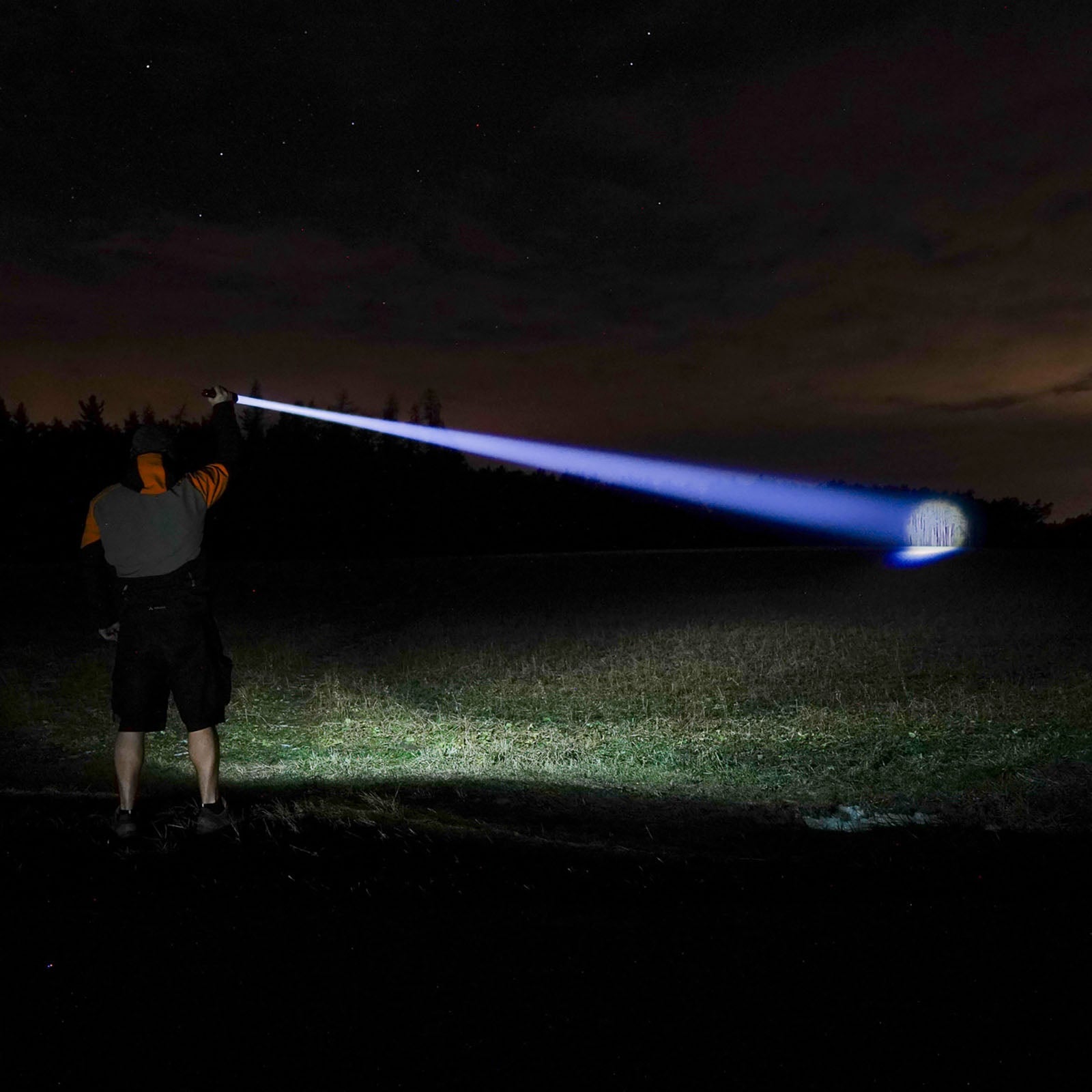 Kodiak® 1,000 Lumen Long Range 1.5km Rechargeable Tactical Torch