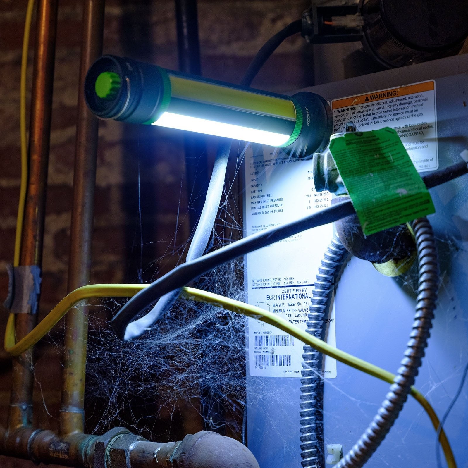Kodiak® 4,000 Lumen Kuadrant 4-Panel Rechargeable Work Light Lantern